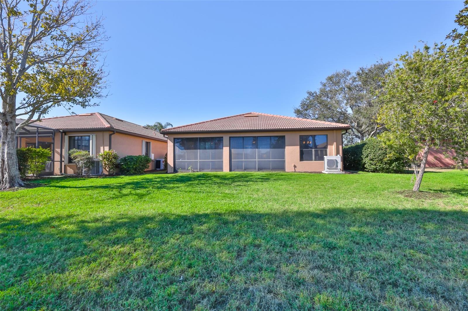 SOUTHSHORE FALLS PH 1 - Residential