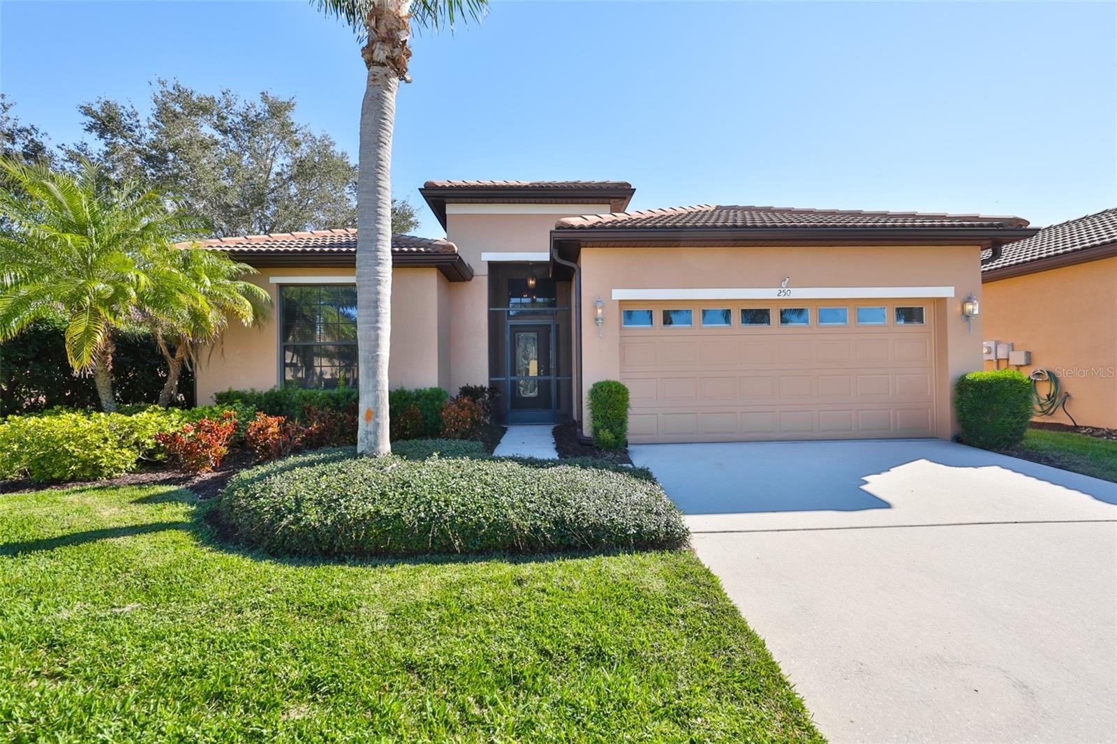 SOUTHSHORE FALLS PH 1 - Residential