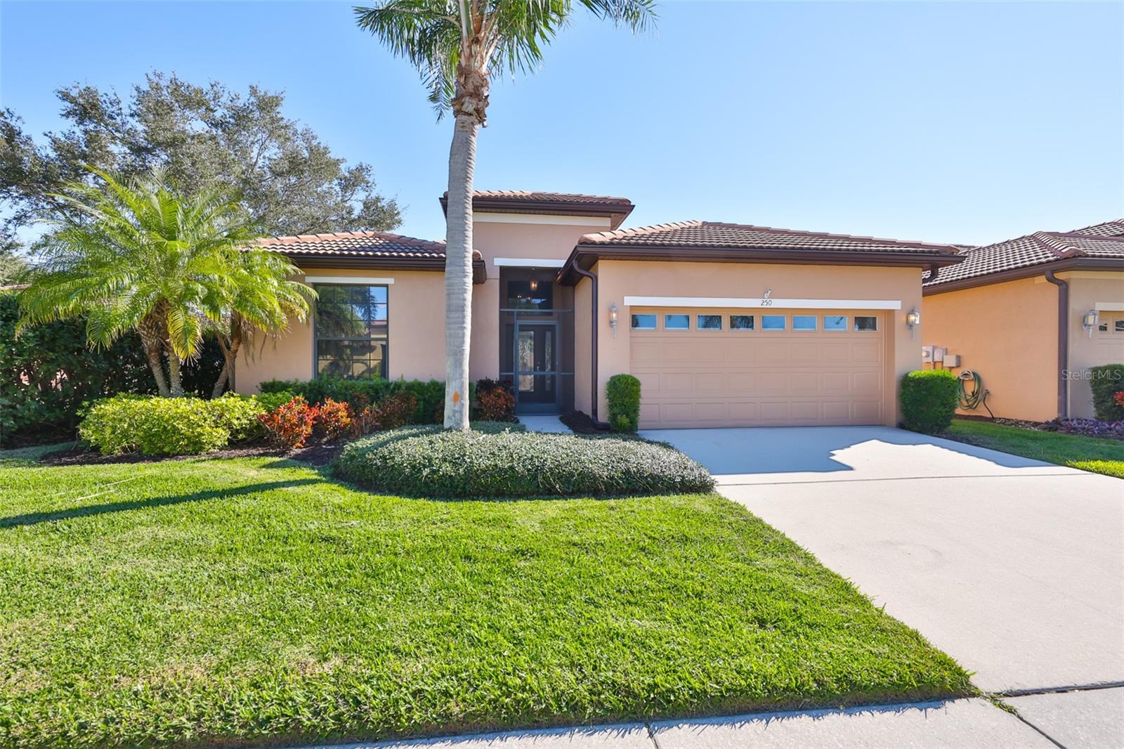 SOUTHSHORE FALLS PH 1 - Residential