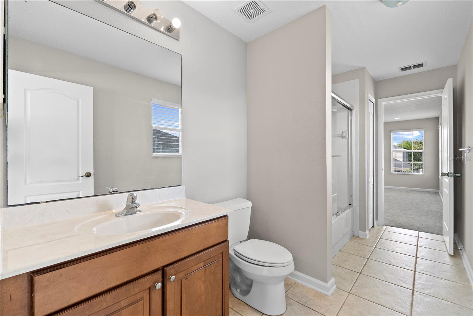 FOXCREST - Residential