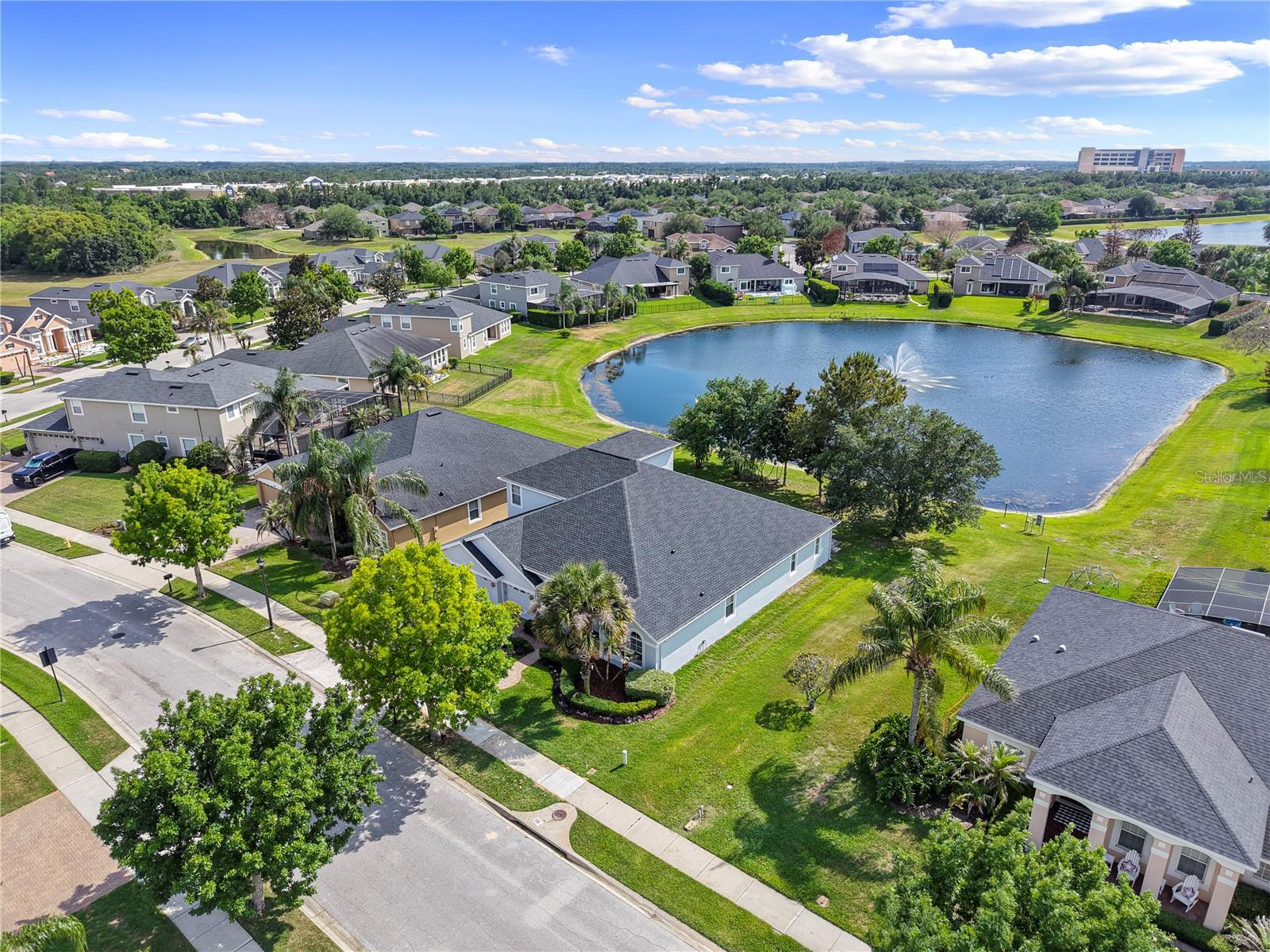 FOXCREST - Residential