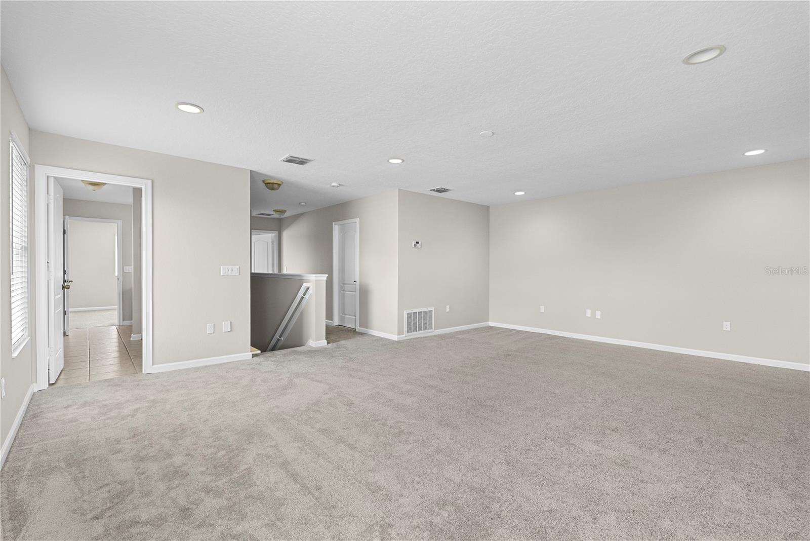 FOXCREST - Residential