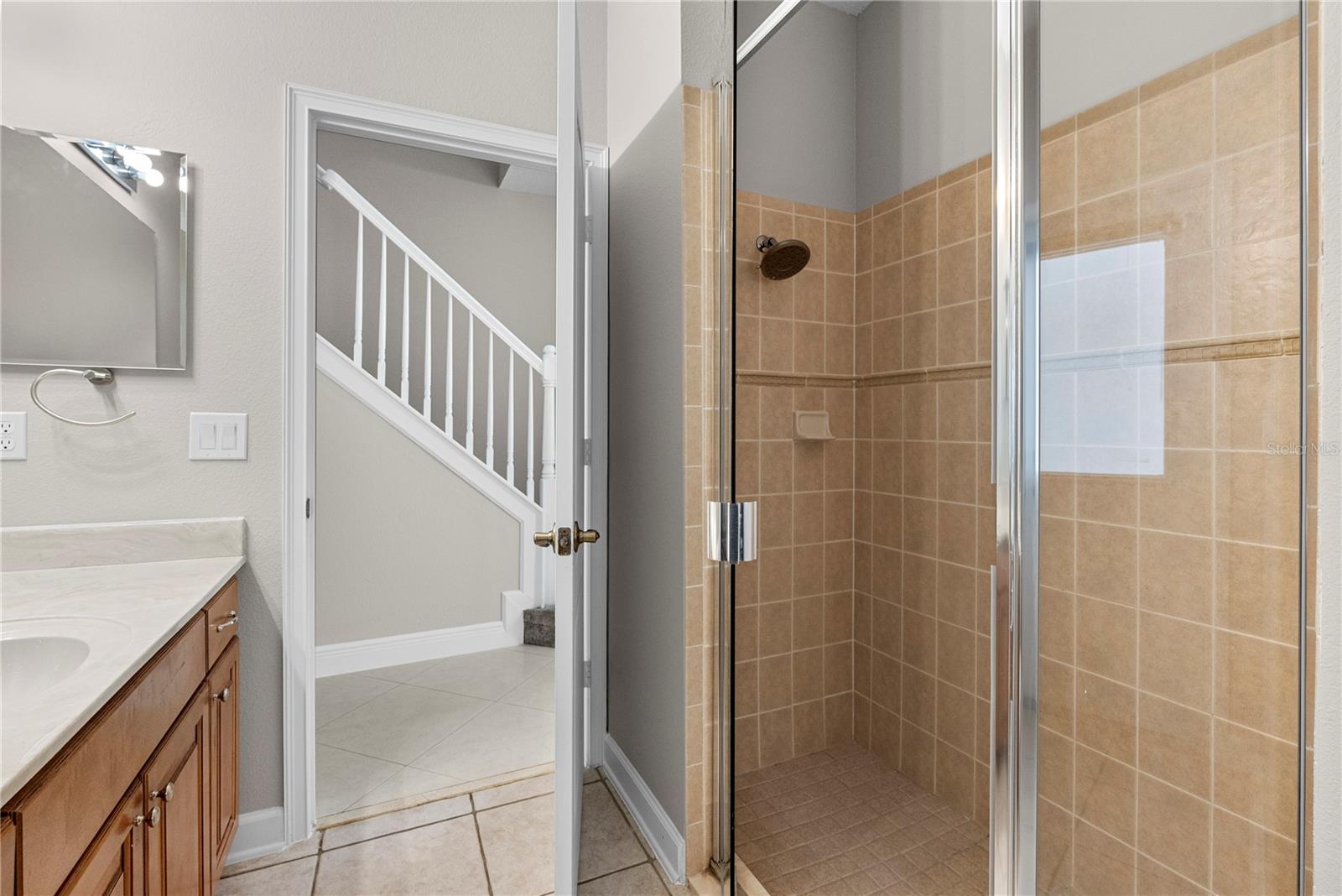 FOXCREST - Residential