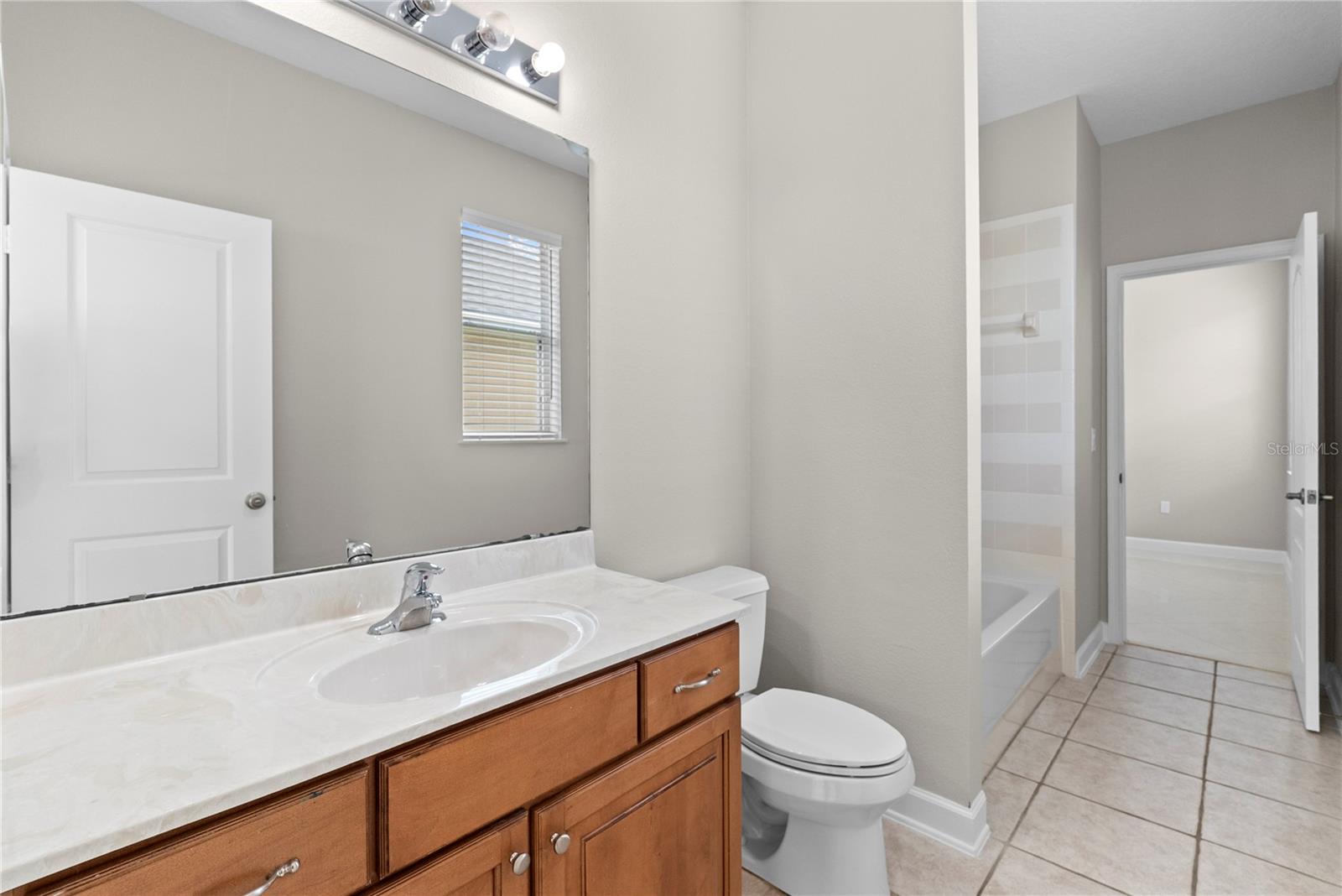 FOXCREST - Residential