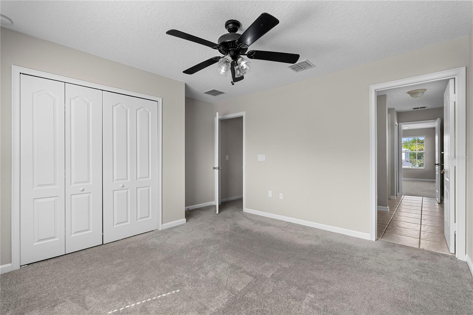 FOXCREST - Residential