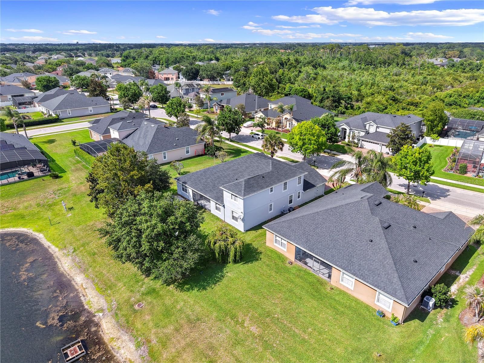 FOXCREST - Residential