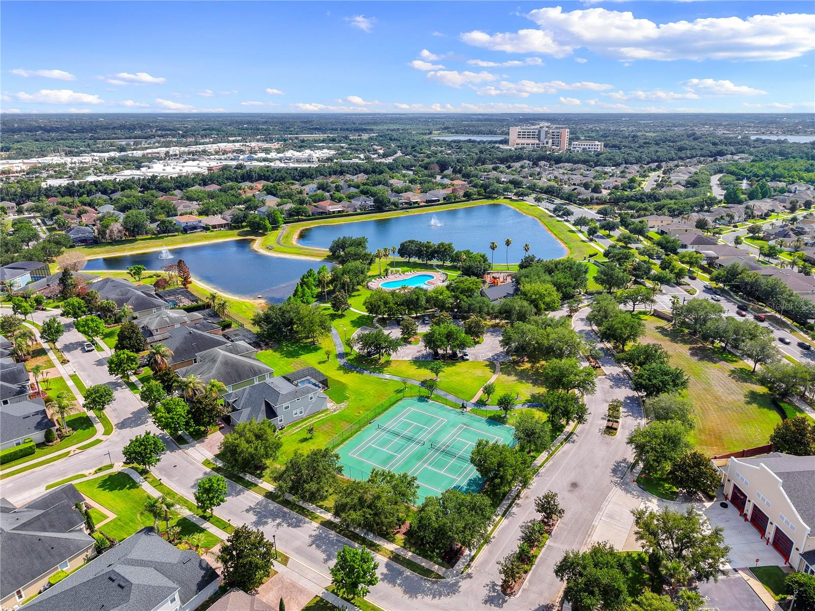 FOXCREST - Residential