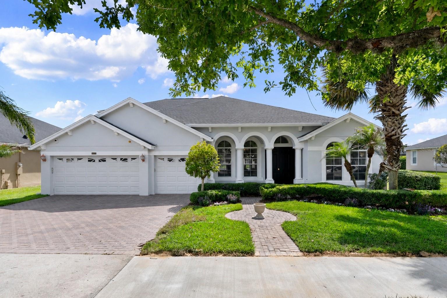 FOXCREST - Residential