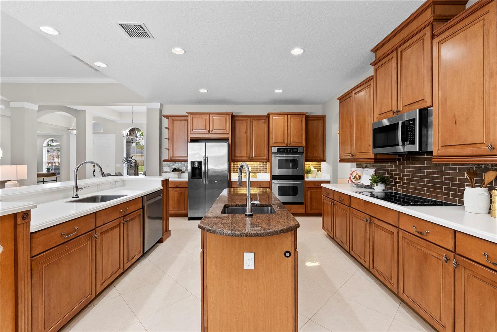FOXCREST - Residential
