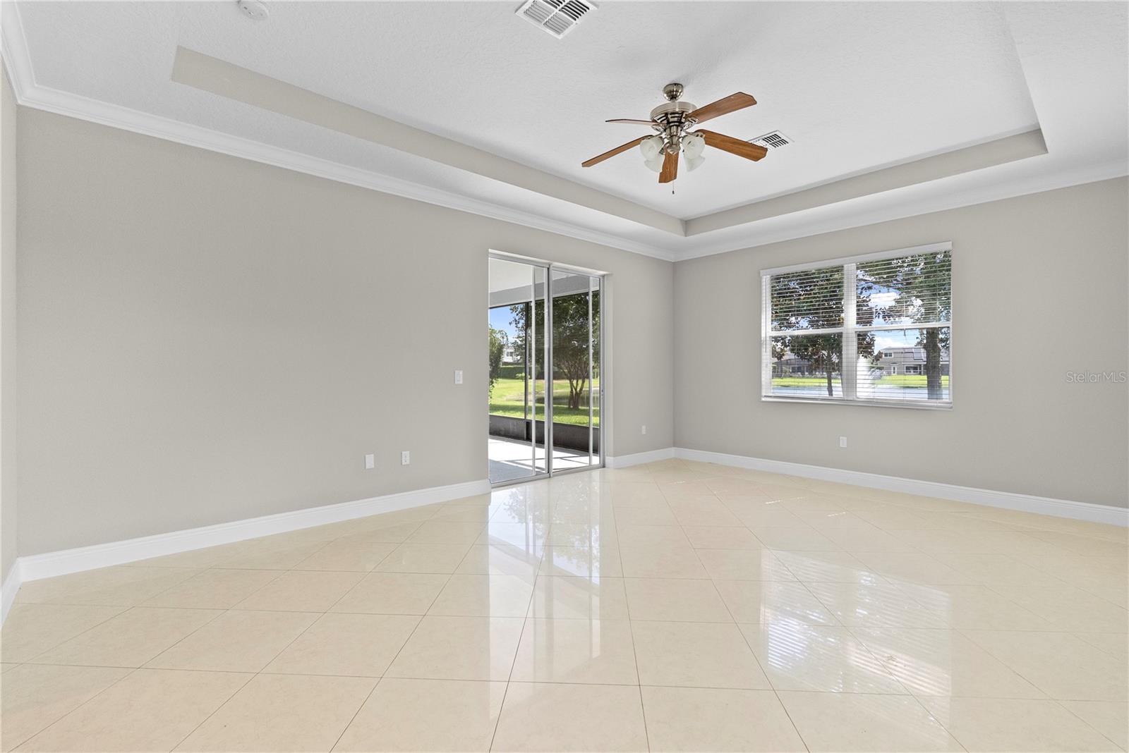 FOXCREST - Residential