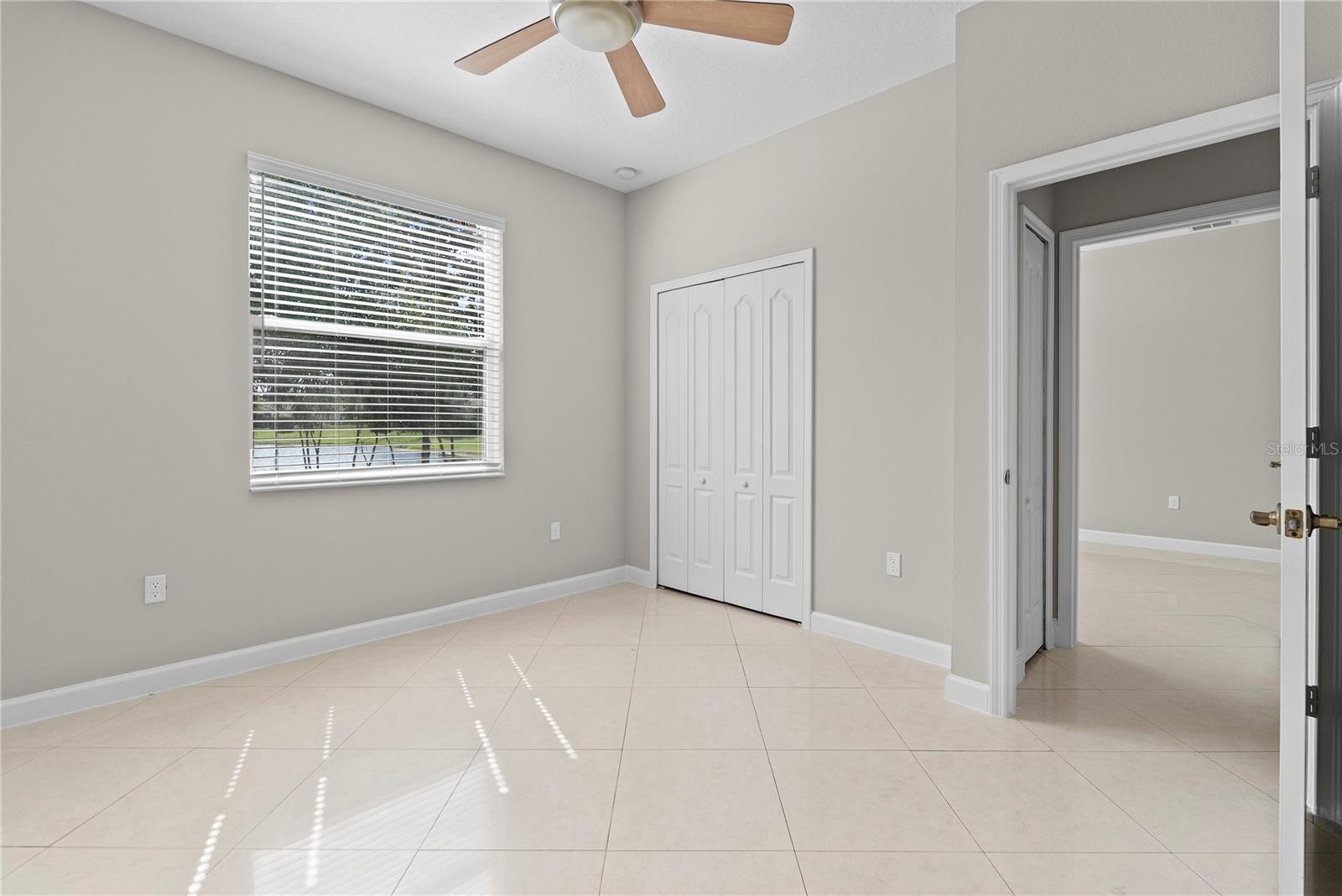 FOXCREST - Residential
