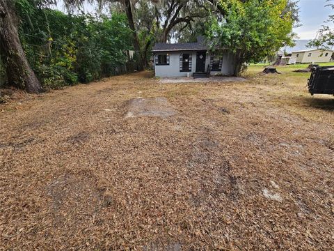 Photo of 716 N Clermont Avenue, Fort Meade, FL 33841 (MLS # O6386417)