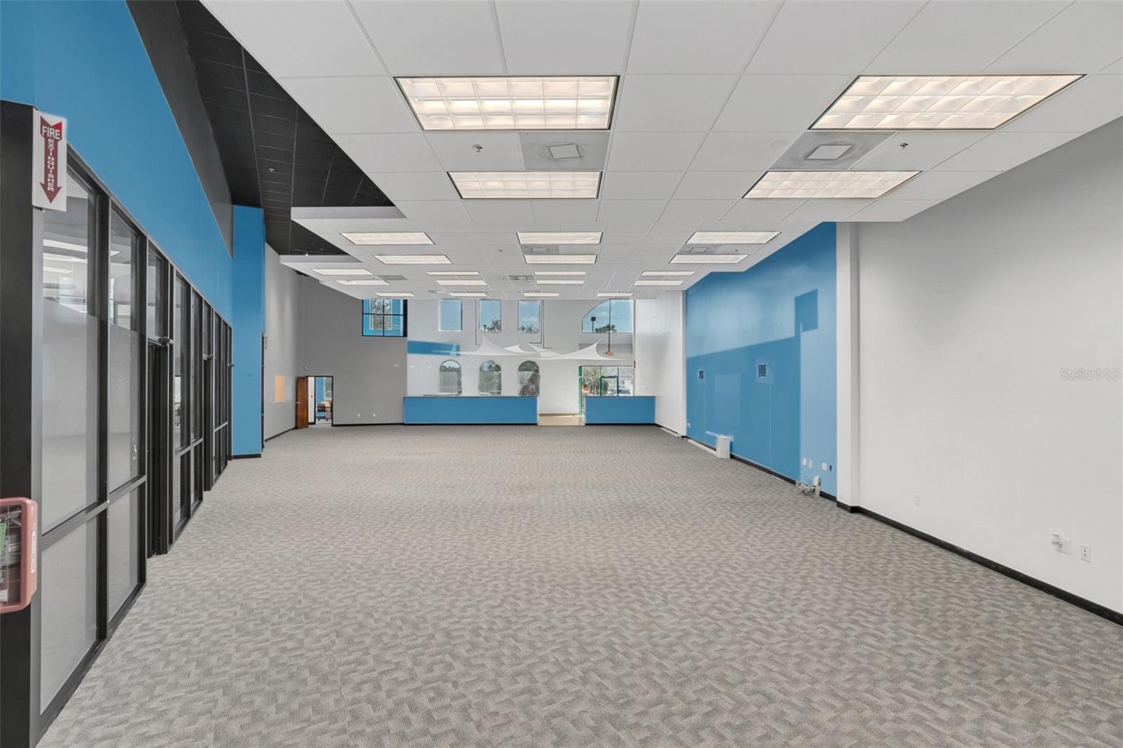 DREWTINA COMMERCE CENTER - Commercial Sale