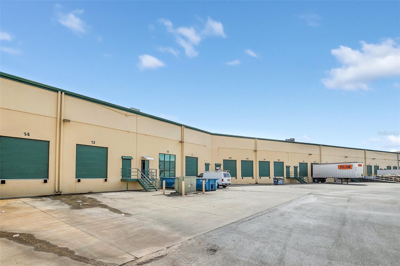 DREWTINA COMMERCE CENTER - Commercial Sale