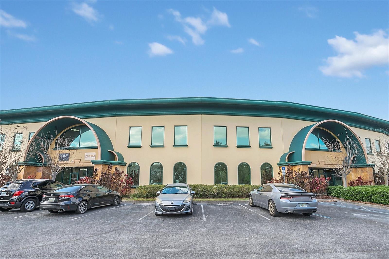 DREWTINA COMMERCE CENTER - Commercial Sale