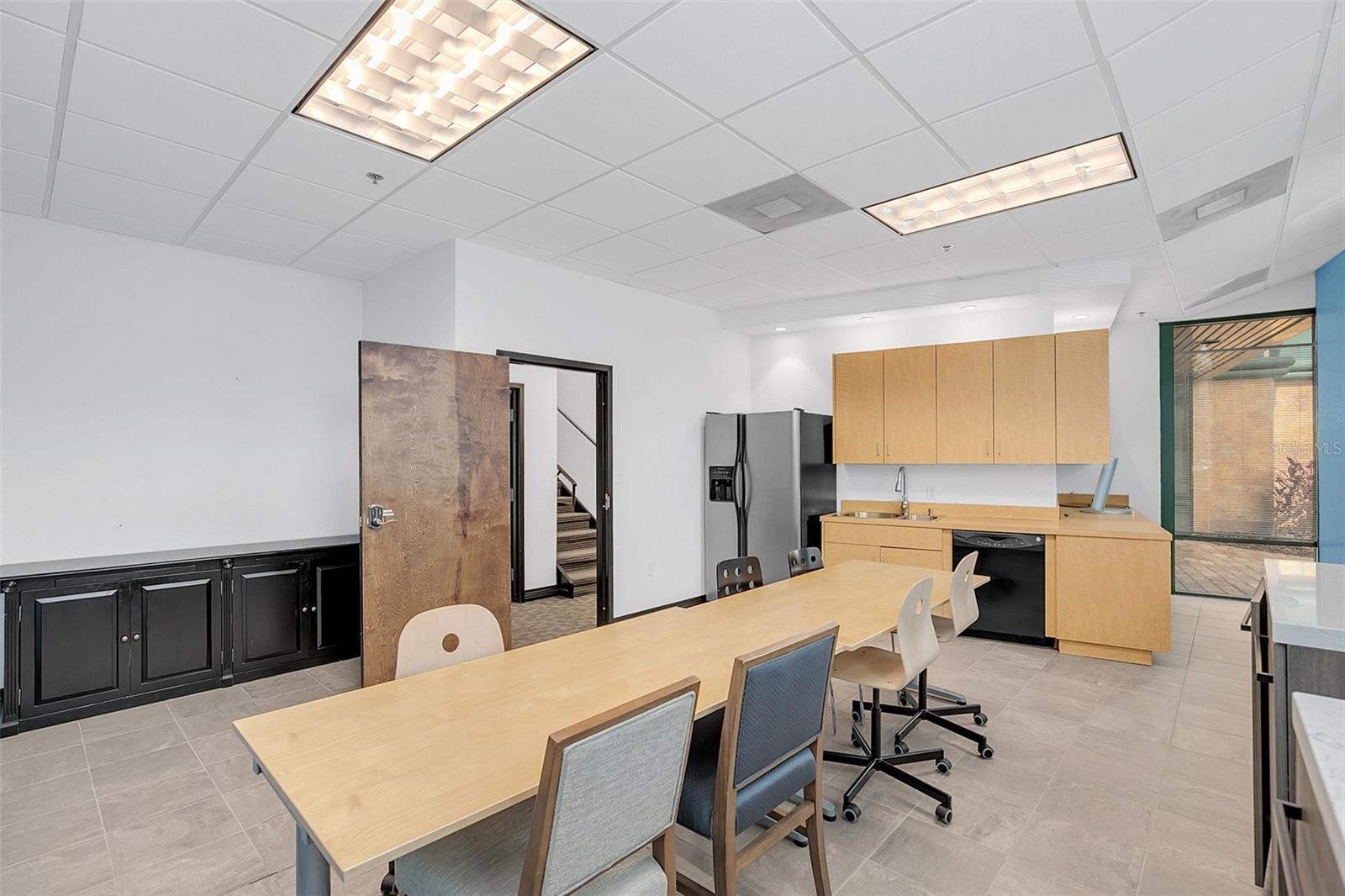 DREWTINA COMMERCE CENTER - Commercial Sale