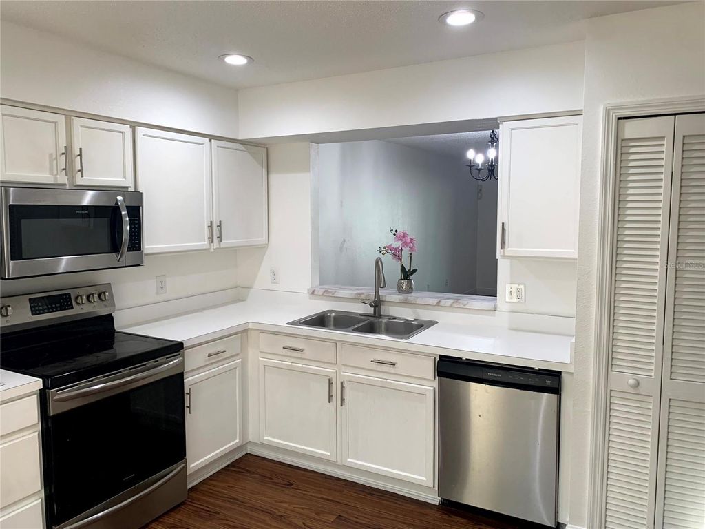 Photo of 13403 Fairway Glen Drive #104, Orlando, FL 32824 (MLS # O6334807)