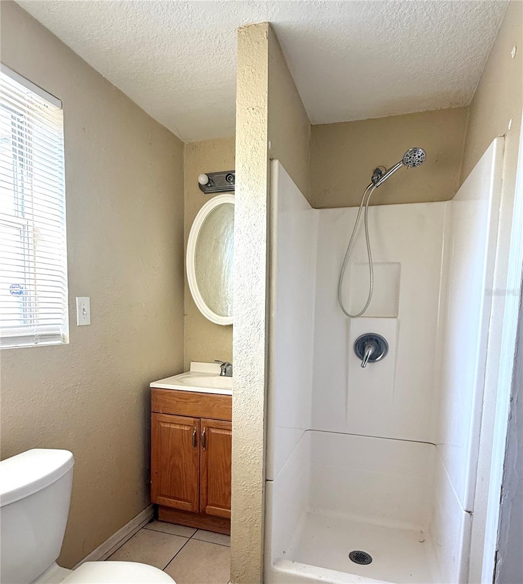 MORA SUB - Residential Lease