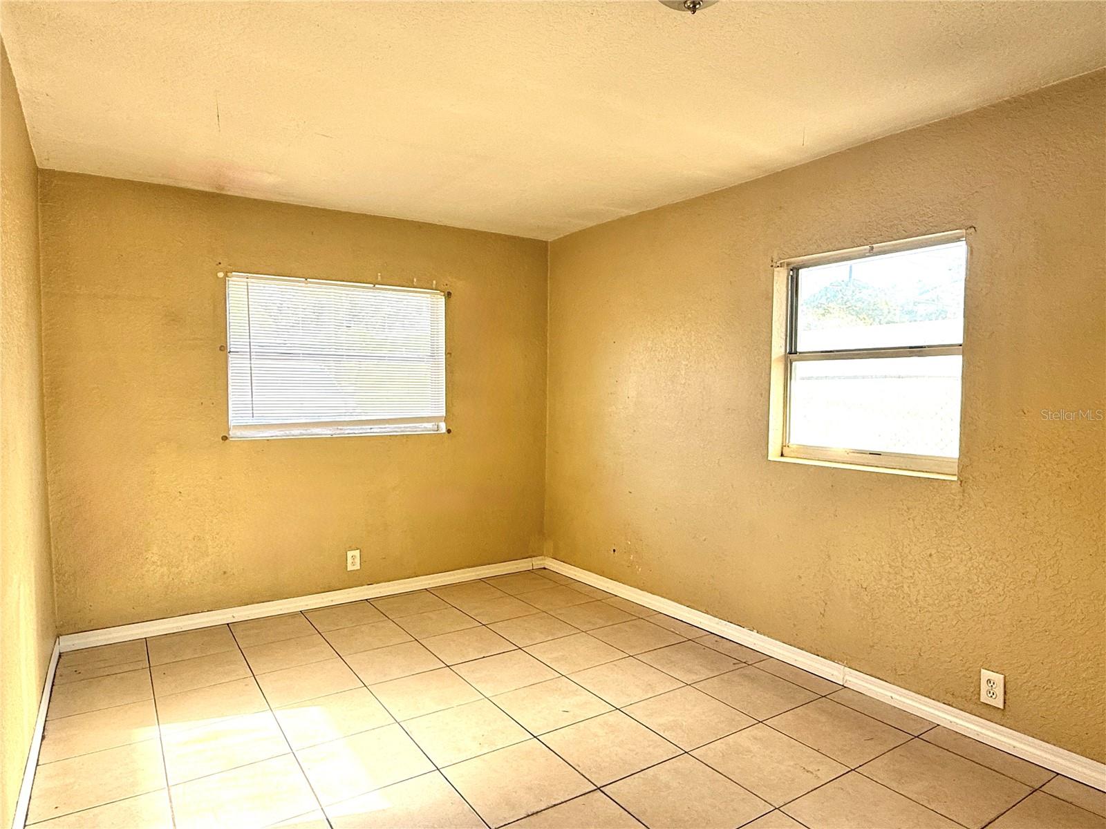 MORA SUB - Residential Lease