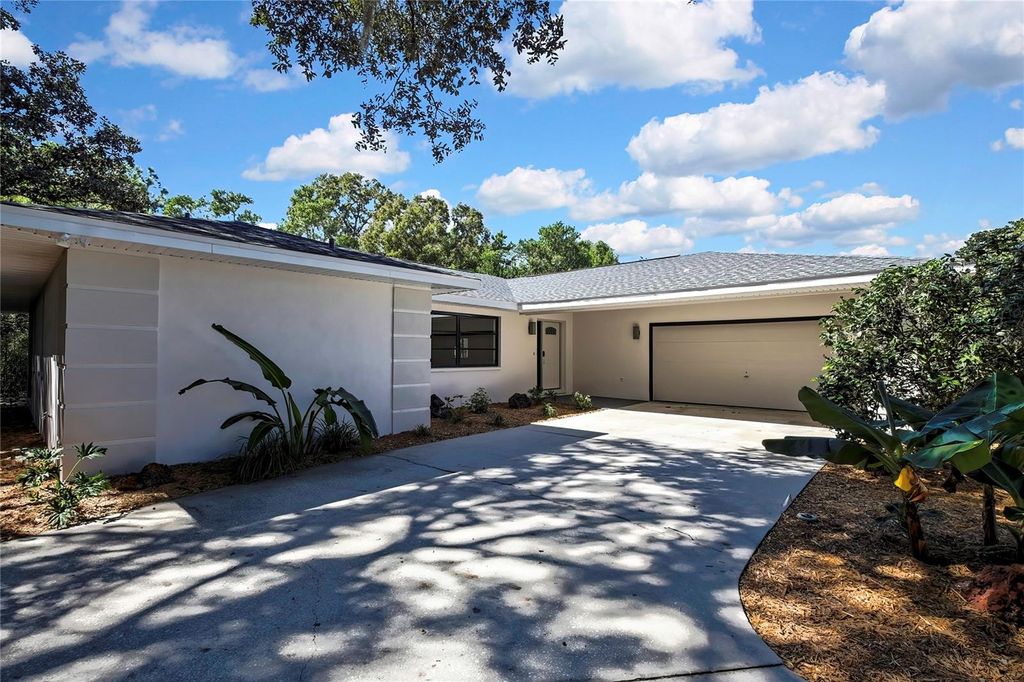 Photo of 9 Hollyhock Court, Homosassa, FL 34446 (MLS # G5103327)
