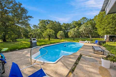 Tiny photo for 3025 S Us Highway 41, Dunnellon, FL 34432 (MLS # OM729155)