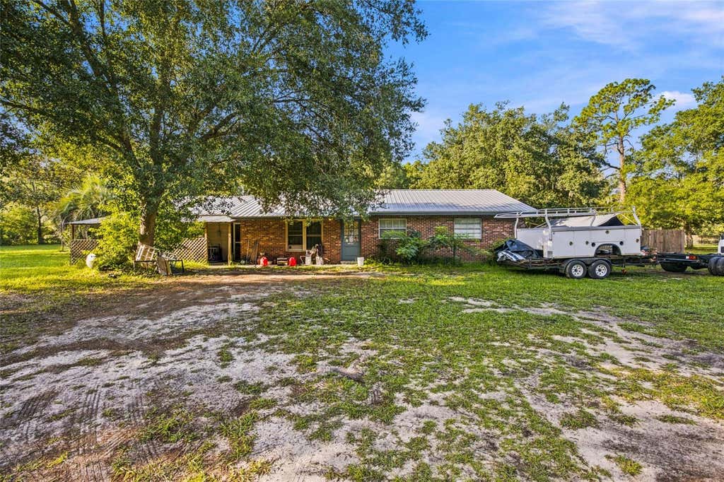 Photo of 3025 S Us Highway 41, Dunnellon, FL 34432 (MLS # OM729155)