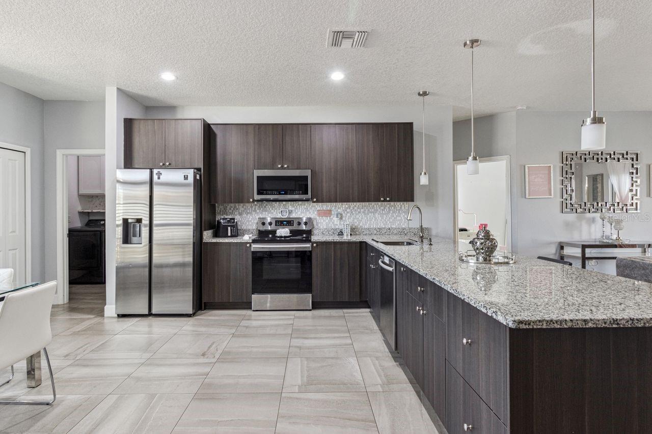 377 VILLA SORRENTO CIRCLE