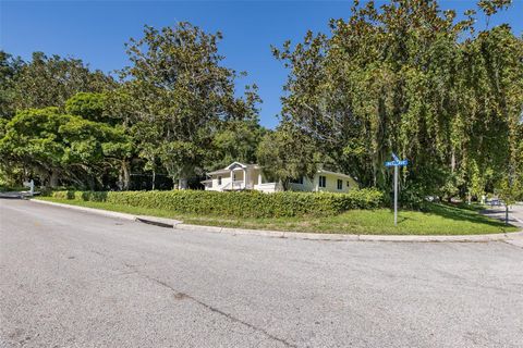 A home in BROOKSVILLE