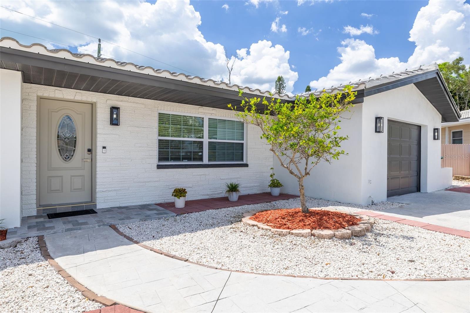 5576 WILLIAMSDALE COURT