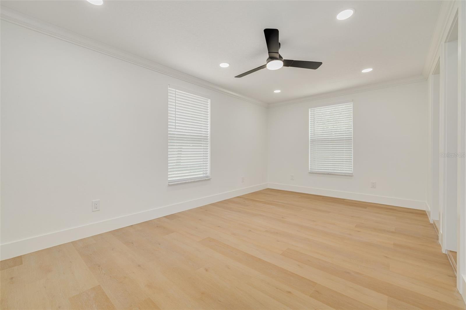 WILLIAMSDALE SQUARE 1ST ADD - Residential