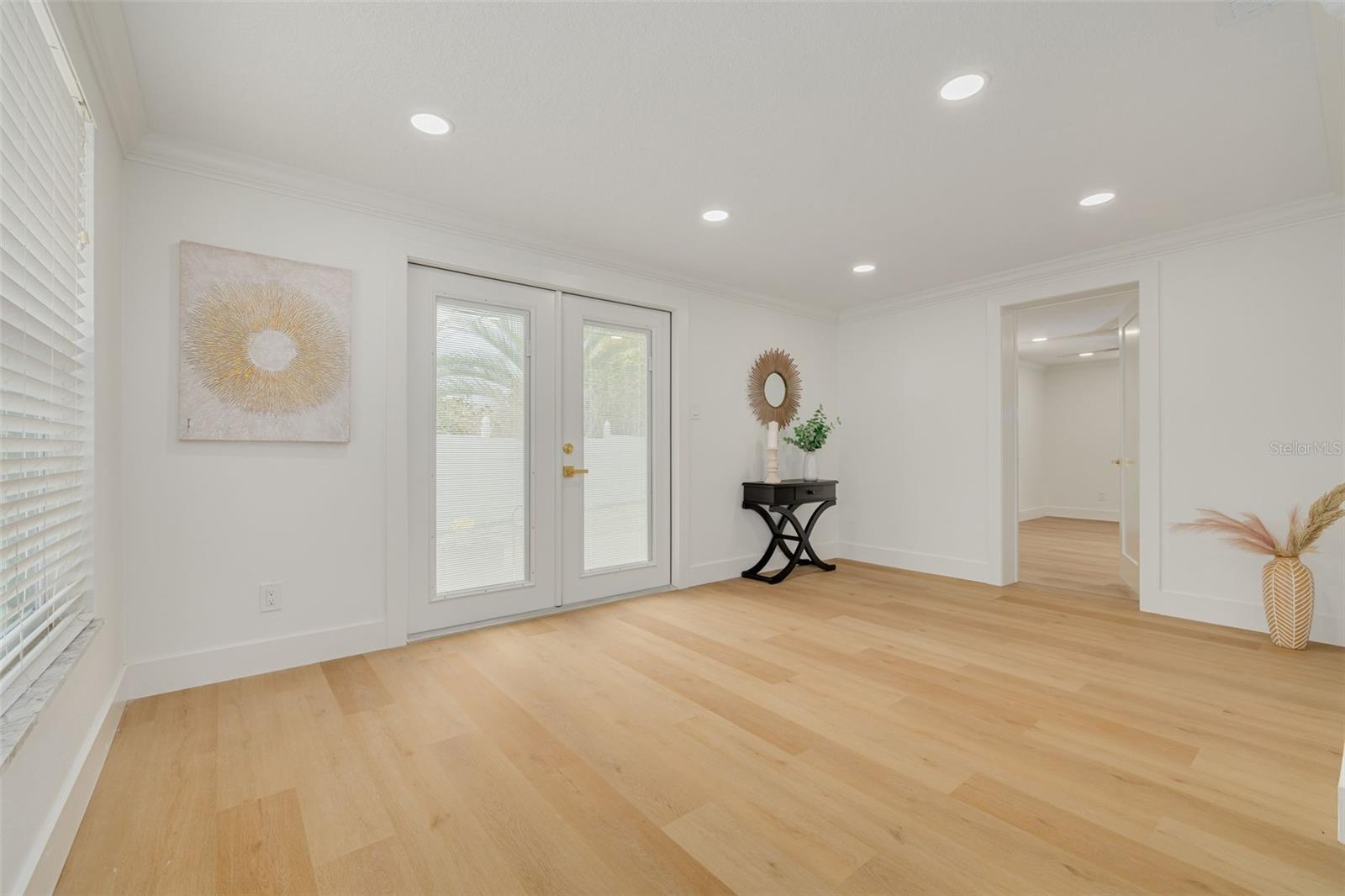 WILLIAMSDALE SQUARE 1ST ADD - Residential