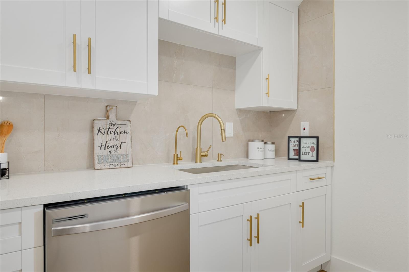 WILLIAMSDALE SQUARE 1ST ADD - Residential