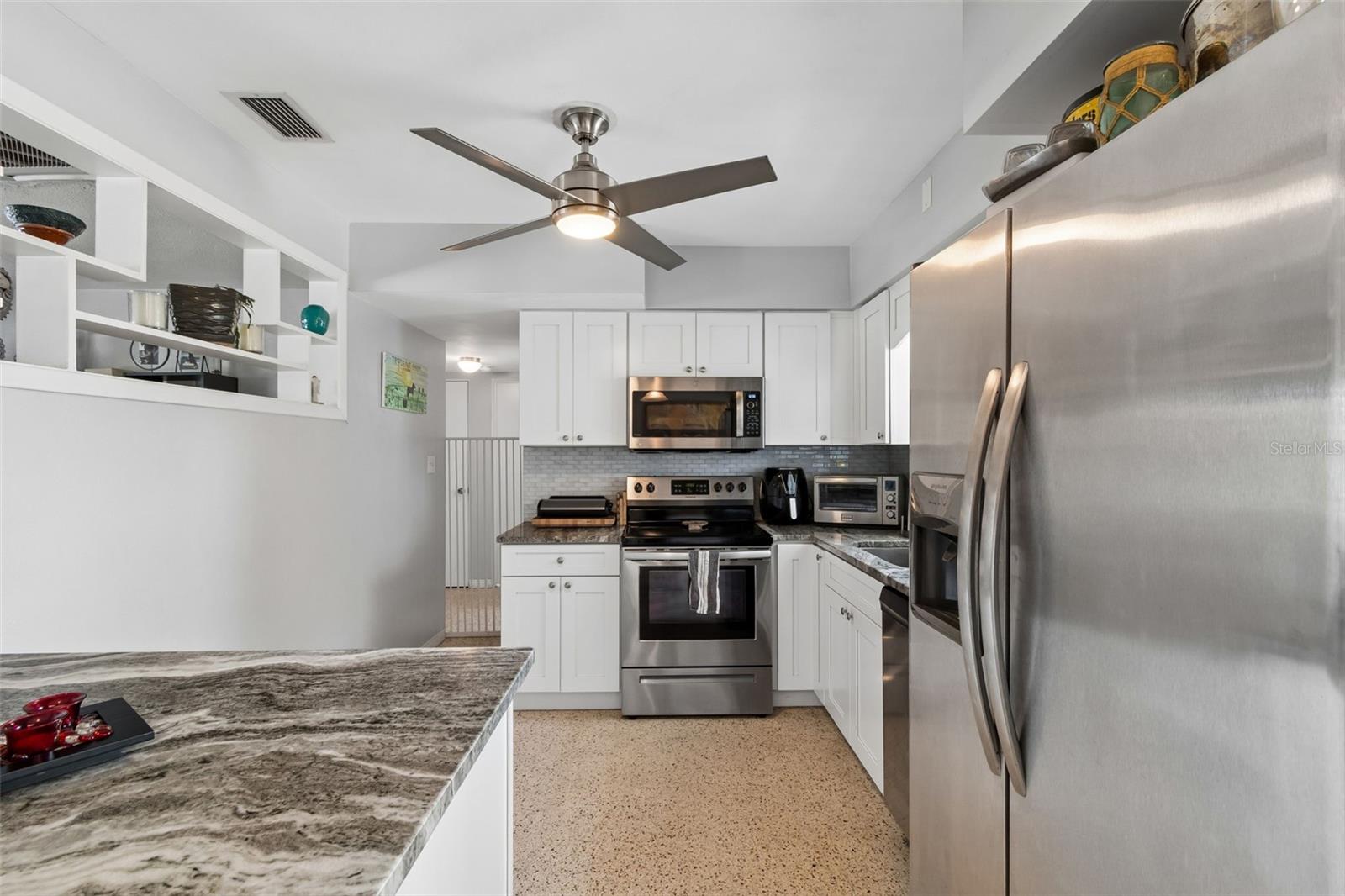 BAY RIDGE ESTATES 1ST ADD - Residential