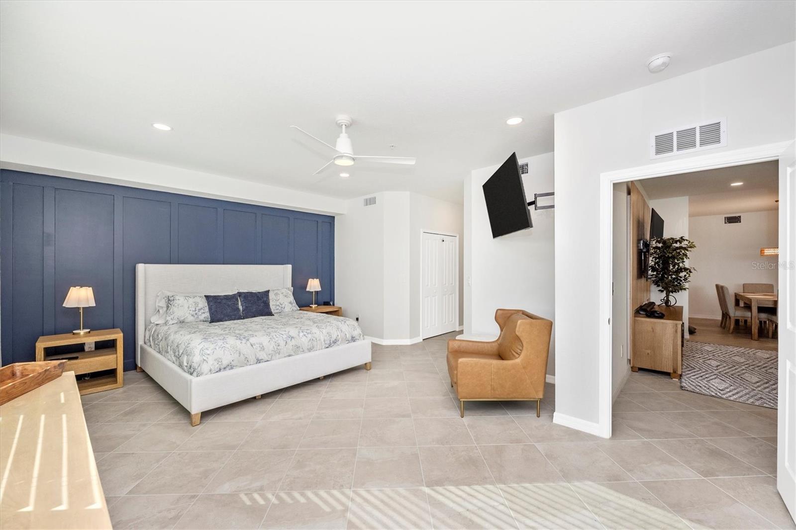 WELLEN PARK GOLF & COUNTRY CLUB - Residential Lease