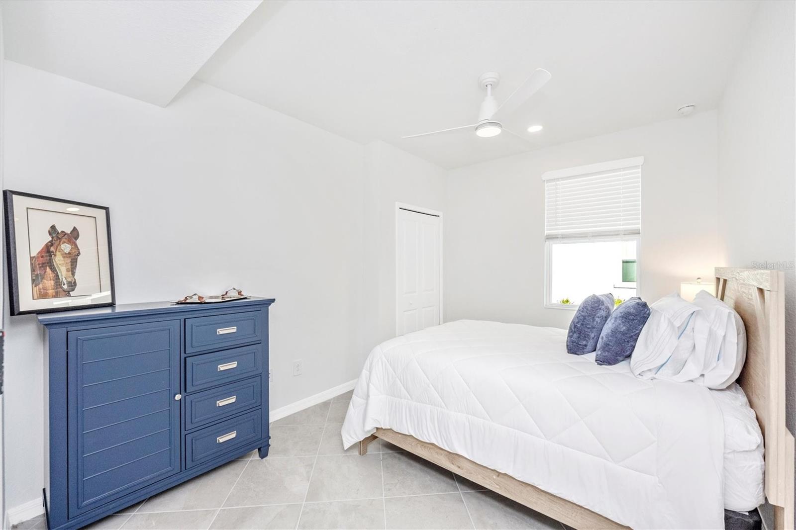 WELLEN PARK GOLF & COUNTRY CLUB - Residential Lease