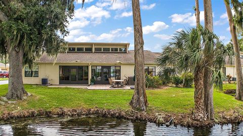 A home in TAVARES