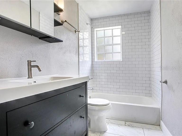 BELVEDERE PLACE - Residential Lease