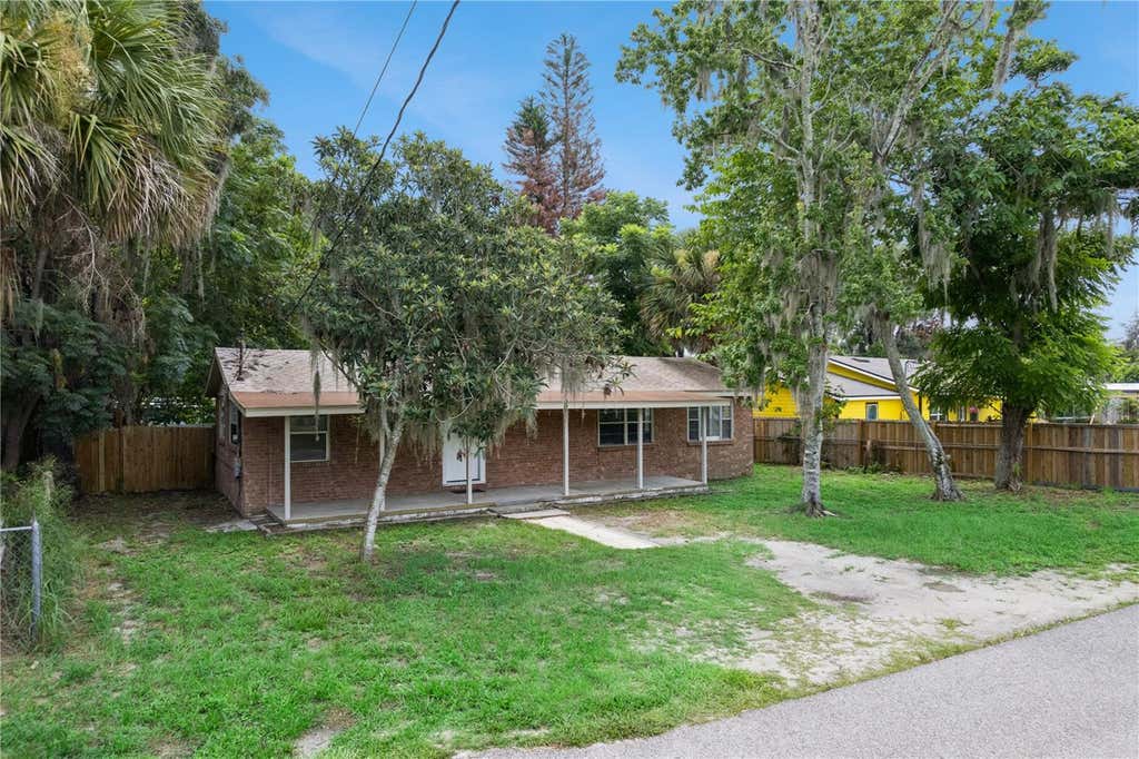 Photo of 3625 Cochran Street, Apopka, FL 32703 (MLS # O6429887)