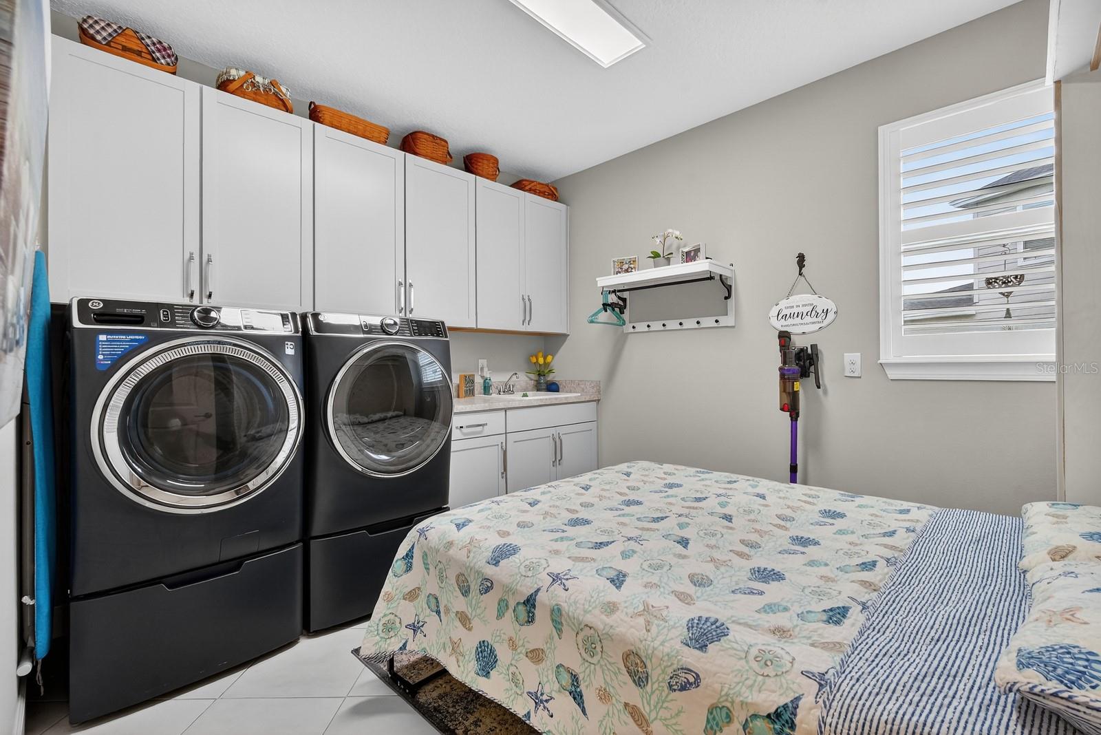 THE GROVE AT BANNON LAKES - Residential