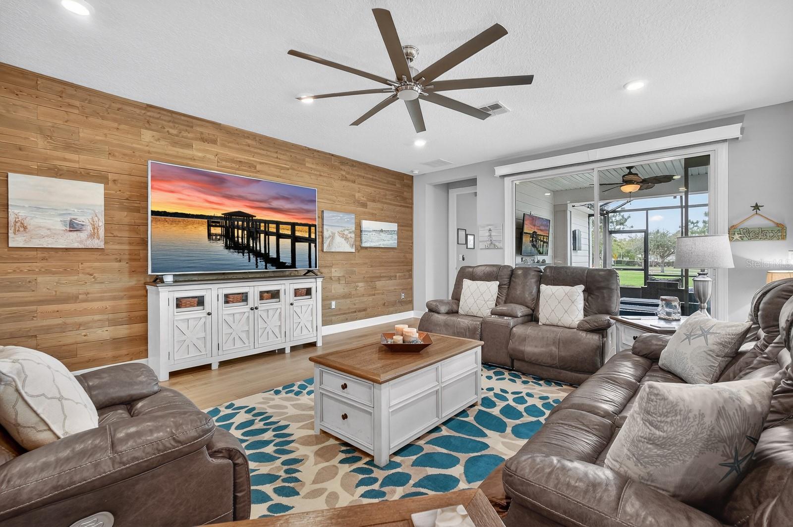 THE GROVE AT BANNON LAKES - Residential