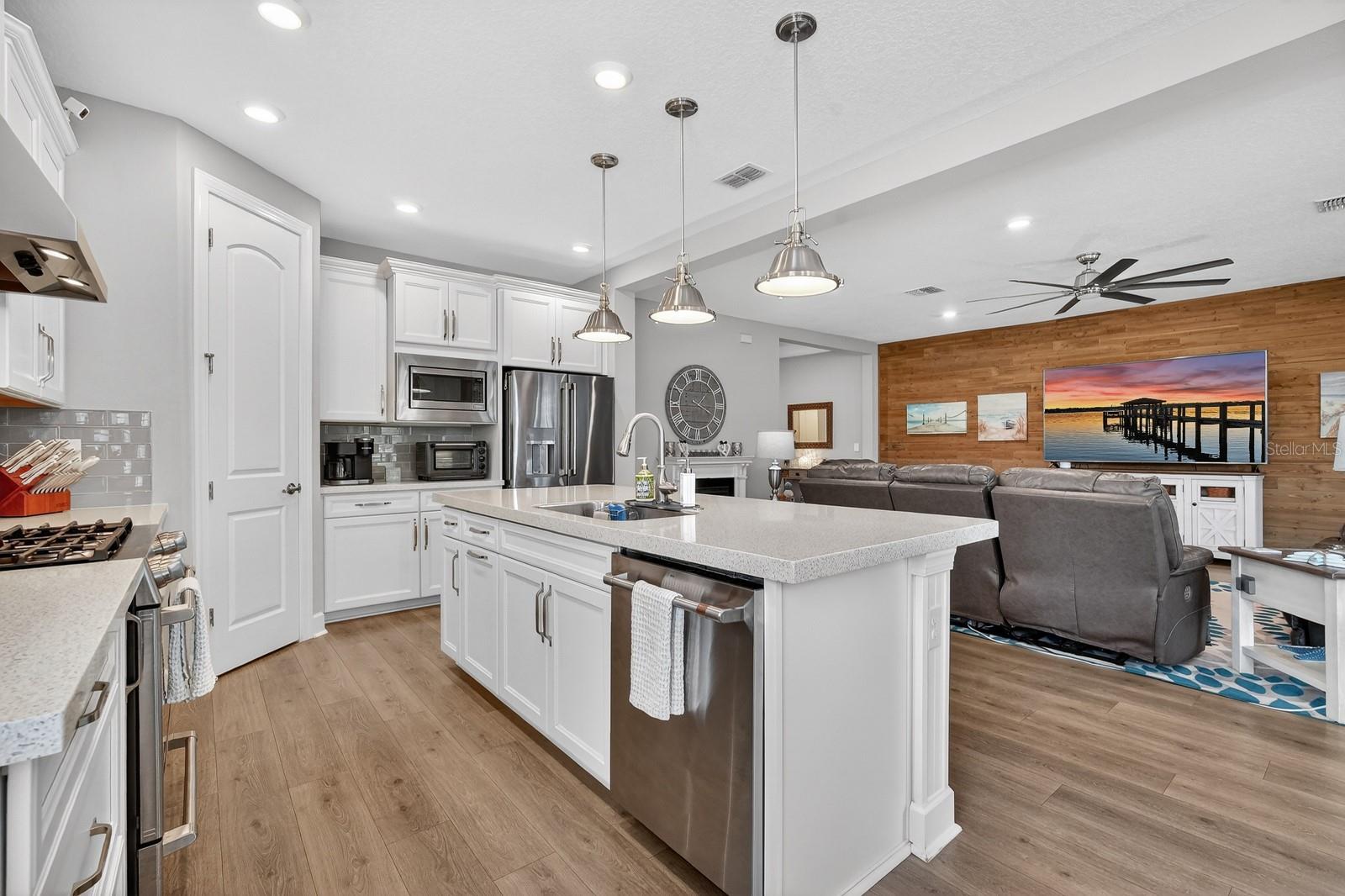 THE GROVE AT BANNON LAKES - Residential