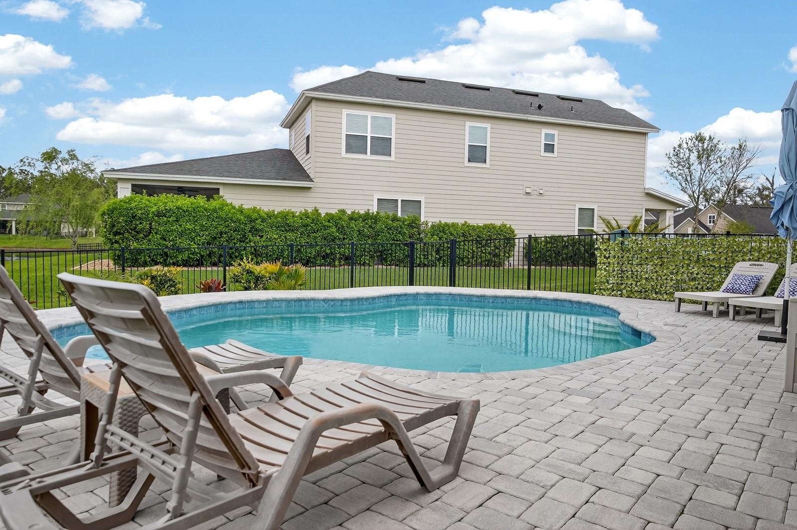 THE GROVE AT BANNON LAKES - Residential