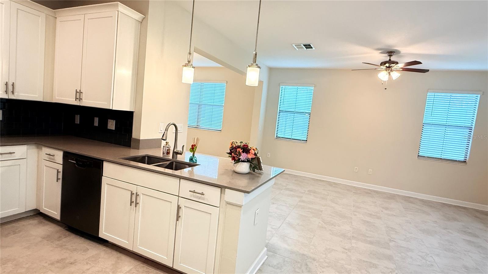 TRAILS/MOSS PARK - Residential