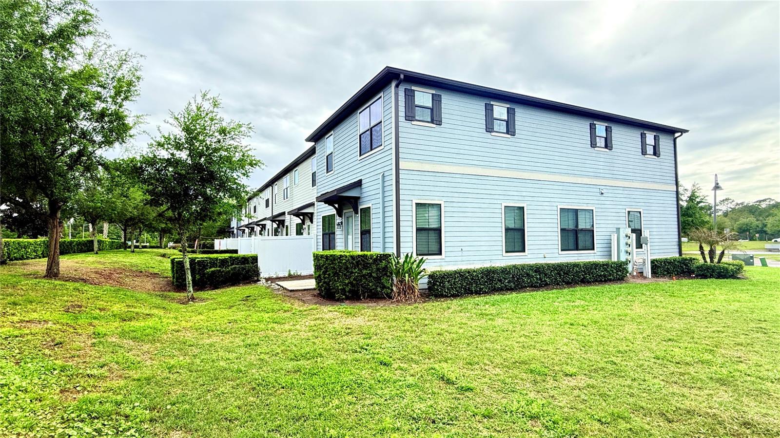 TRAILS/MOSS PARK - Residential