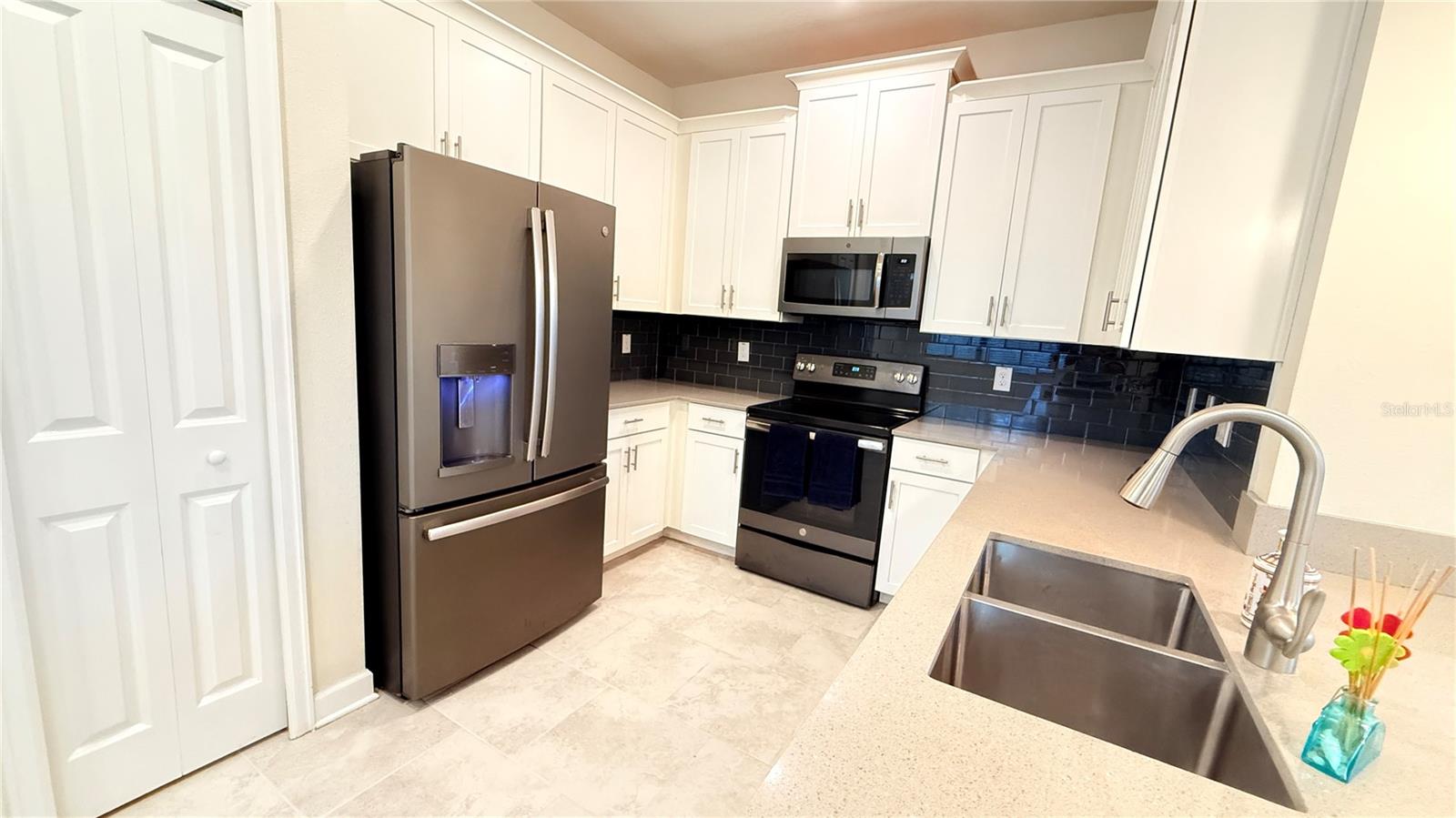 TRAILS/MOSS PARK - Residential