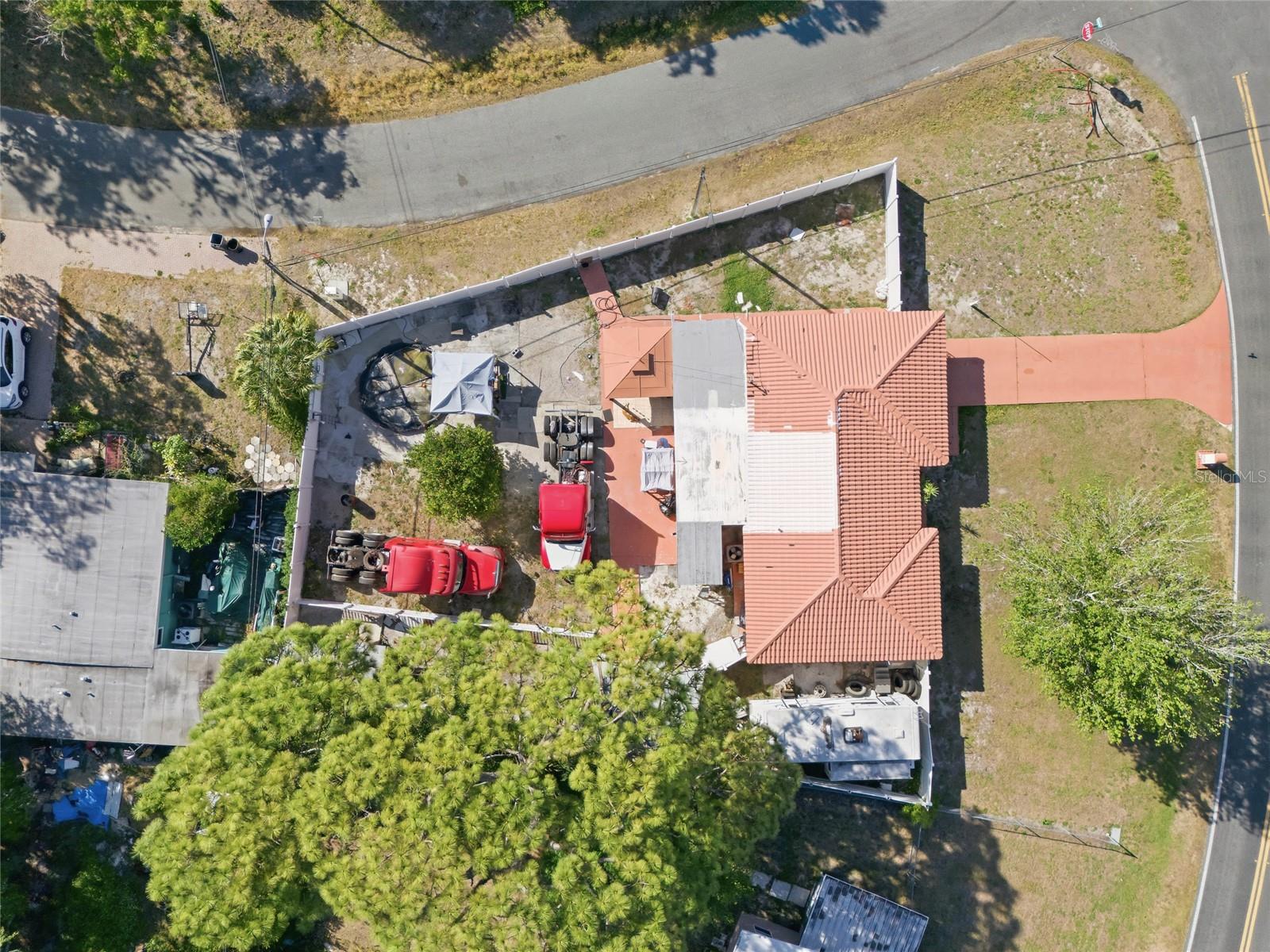 LAKEWOOD VILLAS - Residential