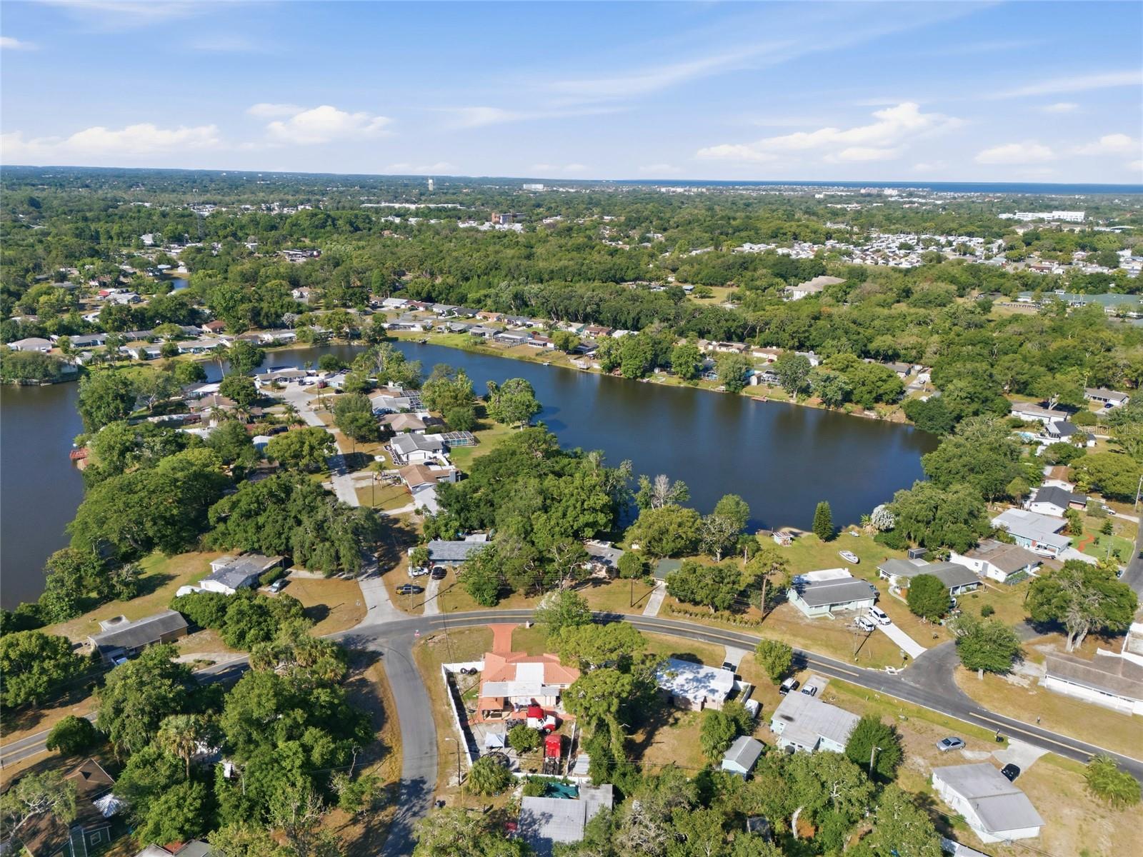 LAKEWOOD VILLAS - Residential