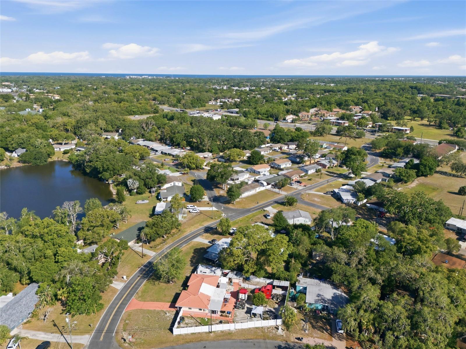 LAKEWOOD VILLAS - Residential