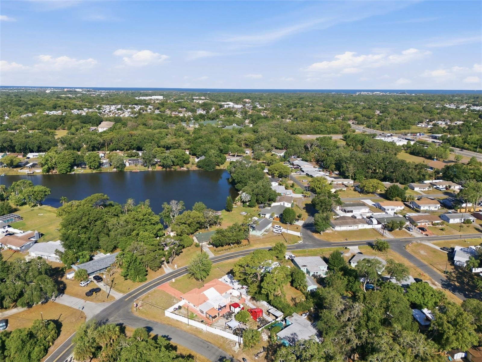 LAKEWOOD VILLAS - Residential