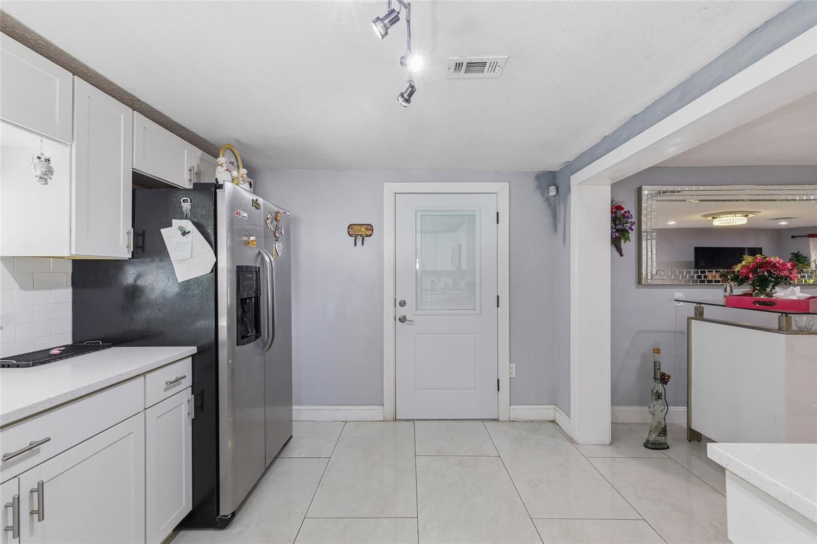 LAKEWOOD VILLAS - Residential